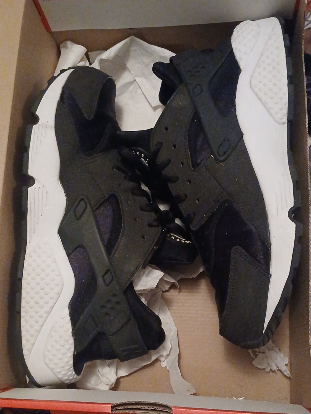 Nike Black and White Women's Casual Sneakers